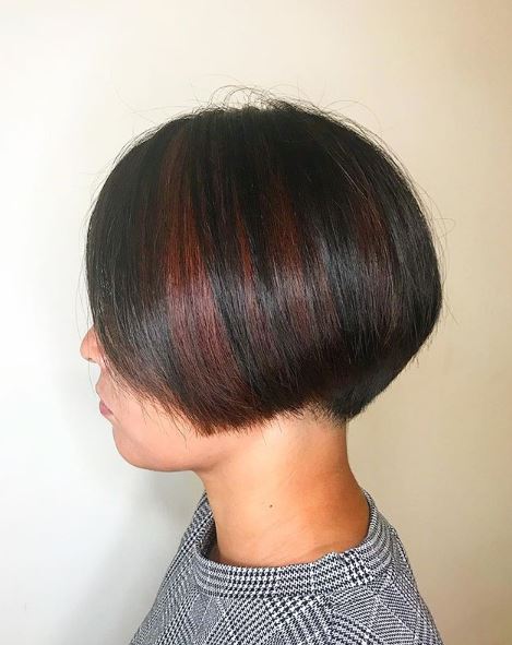 Short bob with red highlights | Best Hair Beauty Salon Art-Noise Blog