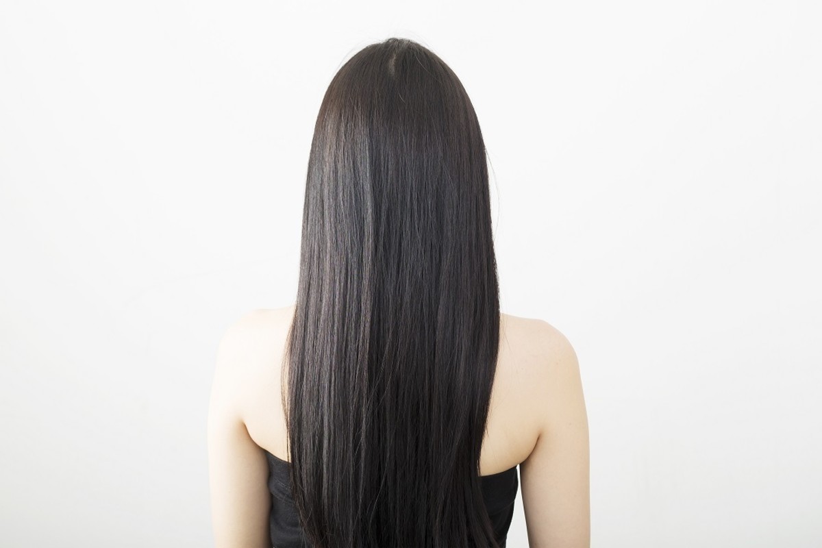 How to Dye Your Hair Black - Bellatory